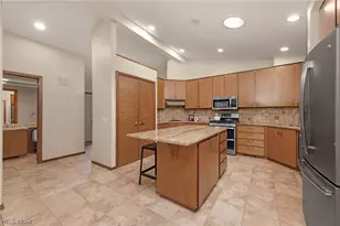 8784 Gatewood Dr, North Ridgeville, OH 44039 - Photo 16