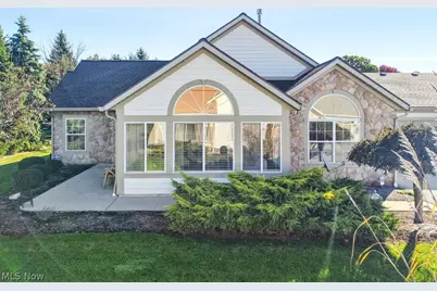 606 Crossings Circle, Tallmadge, OH 44278 - Photo 2