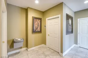 606 Crossings Cir, Tallmadge, OH 44278 - Photo 40