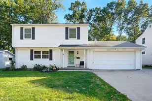 229 Pinehurst Rd, Munroe Falls, OH 44262 - Photo 1