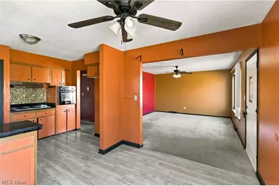 16006 Seville Road, Loveland, OH 44128 - Photo 14