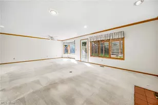 9500 Lismore Ln, Mentor, OH 44060 - Photo 16