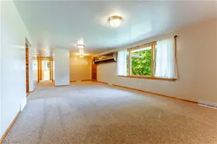 383 Bahler St SW, Sugarcreek, OH 44681 - Photo 14