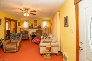 817 19th St NW, Canton, OH 44709 - Photo 6