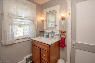 817 19th St NW, Canton, OH 44709 - Photo 32