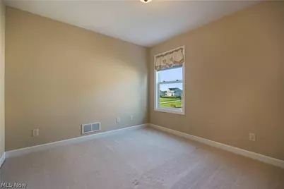 6617 Harness Circle NE, Canton, OH 44721 - Photo 4