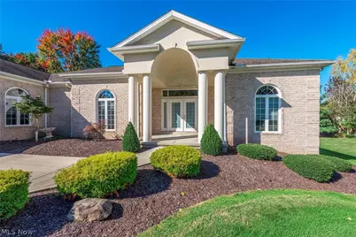 8496 Countryview Drive, Grandview Heights, OH 44147 - Photo 2