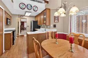 4521 Oakhill Blvd, Lorain, OH 44053 - Photo 8