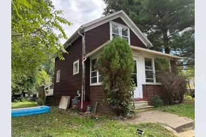 320 W Market Street, Alliance, OH 44601 - Photo 8
