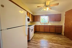 3370 W Bailey Rd, Cuyahoga Falls, OH 44221 - Photo 6