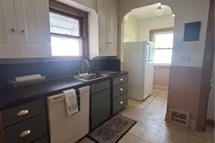 18309 Edgerton Rd, Loveland, OH 44119 - Photo 6