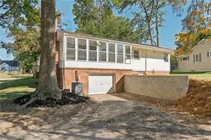 1908 Valley Rd, Cuyahoga Falls, OH 44223 - Photo 34