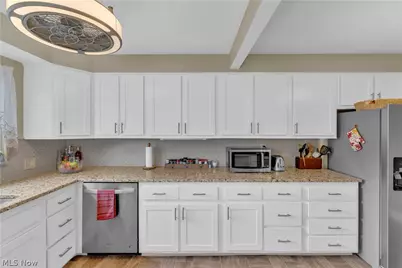 2950 Hillside Road, Green Hills, OH 44131 - Photo 2