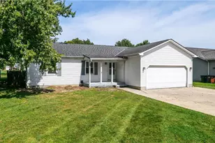 227 Forest Park Dr, LaGrange, OH 44050 - Photo 2