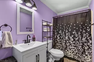 213 Bennett Dr, Weirton, WV 26062 - Photo 16