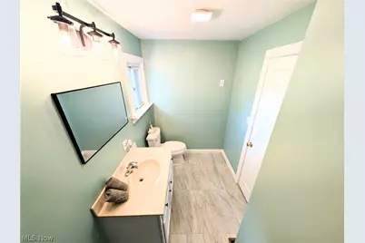 2177 Par Drive, Akron, OH 44312 - Photo 8