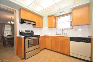 2481 4th St, Cuyahoga Falls, OH 44221 - Photo 18