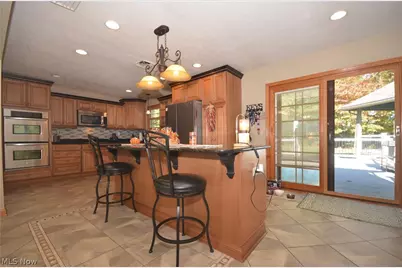 3805 Lake Vista Road, Akron, OH 44319 - Photo 10