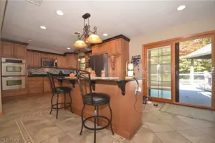 3805 Lake Vista Rd, Akron, OH 44319 - Photo 10