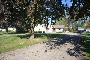 3805 Lake Vista Rd, Akron, OH 44319 - Photo 2