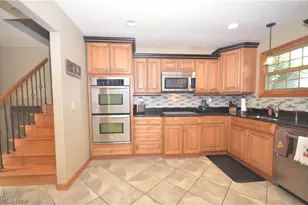 3805 Lake Vista Rd, Akron, OH 44319 - Photo 18
