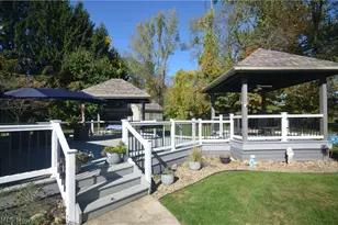 3805 Lake Vista Rd, Akron, OH 44319 - Photo 4