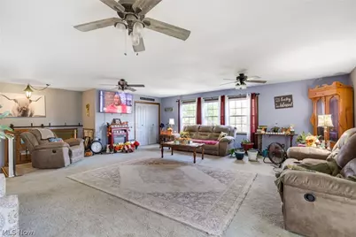 7370 Pinecrest Drive, Zanesville, OH 43701 - Photo 32