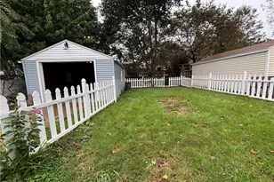 1928 13th St SW, Akron, OH 44314 - Photo 16