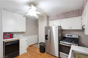 796 Indian Trail, Akron, OH 44314 - Photo 6