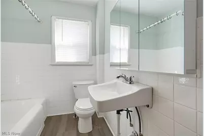 796 Indian Trail, Akron, OH 44314 - Photo 14