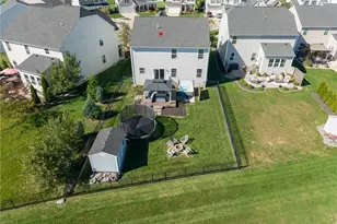 36183 Waterscape Ct, North Ridgeville, OH 44039 - Photo 4