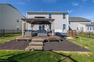 36183 Waterscape Ct, North Ridgeville, OH 44039 - Photo 38