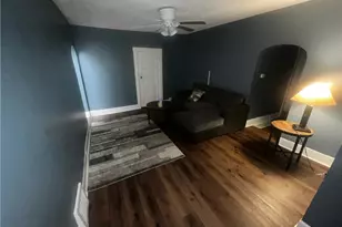 321 W Chalmers Ave, Youngstown, OH 44511 - Photo 2