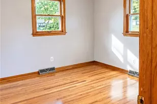 848 Almasy Dr, Campbell, OH 44405 - Photo 12