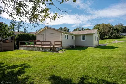 2454 Clarendon Avenue, Zanesville, OH 43701 - Photo 22