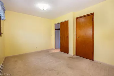 2454 Clarendon Avenue, Zanesville, OH 43701 - Photo 12