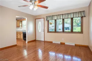 2454 Clarendon Ave, Zanesville, OH 43701 - Photo 4