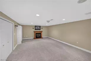 700 Austin Dr, Barberton, OH 44203 - Photo 42