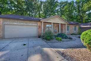 700 Austin Dr, Barberton, OH 44203 - Photo 4