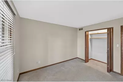 700 Austin Drive, Barberton, OH 44203 - Photo 2
