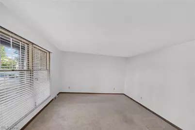 700 Austin Drive, Barberton, OH 44203 - Photo 14