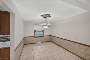 700 Austin Dr, Barberton, OH 44203 - Photo 16