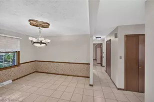 700 Austin Dr, Barberton, OH 44203 - Photo 18