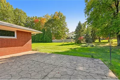 966 Primrose Drive, Green Hills, OH 44131 - Photo 32