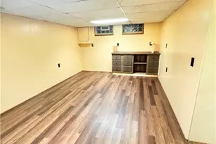 30062 Frank Dr, Wickliffe, OH 44092 - Photo 28