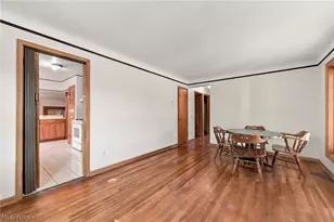 28775 Hazel Ave, Wickliffe, OH 44092 - Photo 4