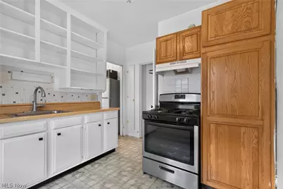 14969 Delaware Avenue, Oakwood, OH 44107 - Photo 8