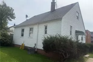 18011 Windward Rd, Loveland, OH 44119 - Photo 2