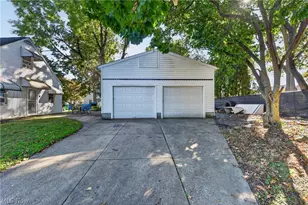 792 Caddo Ave, Akron, OH 44305 - Photo 6