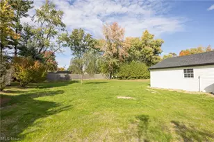 1923 Hillsdale Dr, Twinsburg, OH 44087 - Photo 26